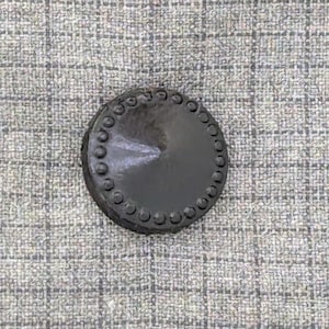 Rubber Button 674