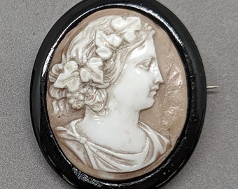 Bacchante Shell Cameo (Large)