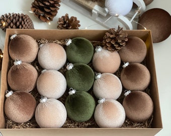 CHRISTMAS ORNAMENTS MIX | Moss Green, Brown, Beige - 15 Units Set | Handmade Velvet Balls, Home Tree Decoration