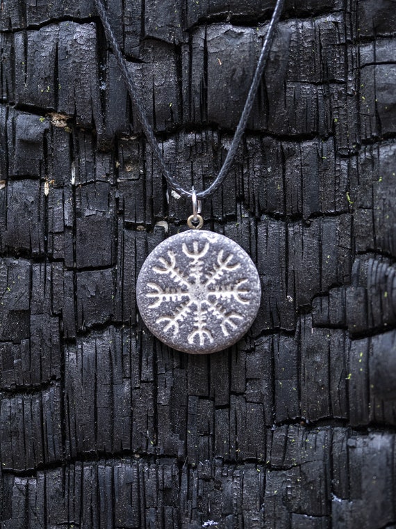 Norse Aegishjalmur Helm Of Awe Symbol Amulet Viking Necklace Pagan Pendant  Talisman Jewelry - AliExpress