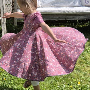 Drehkleid Sommerkleid Jerseykleid Tellerkleid Puffärmel Elfen und Einhorn rosa oder weiß Bild 9