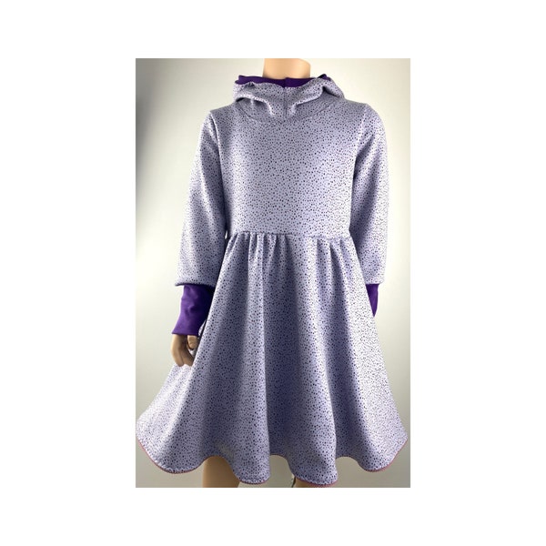 Alpenfleece Drehkleid Kuschelkleid Hoodiekleid Winterkleid Punkte lila