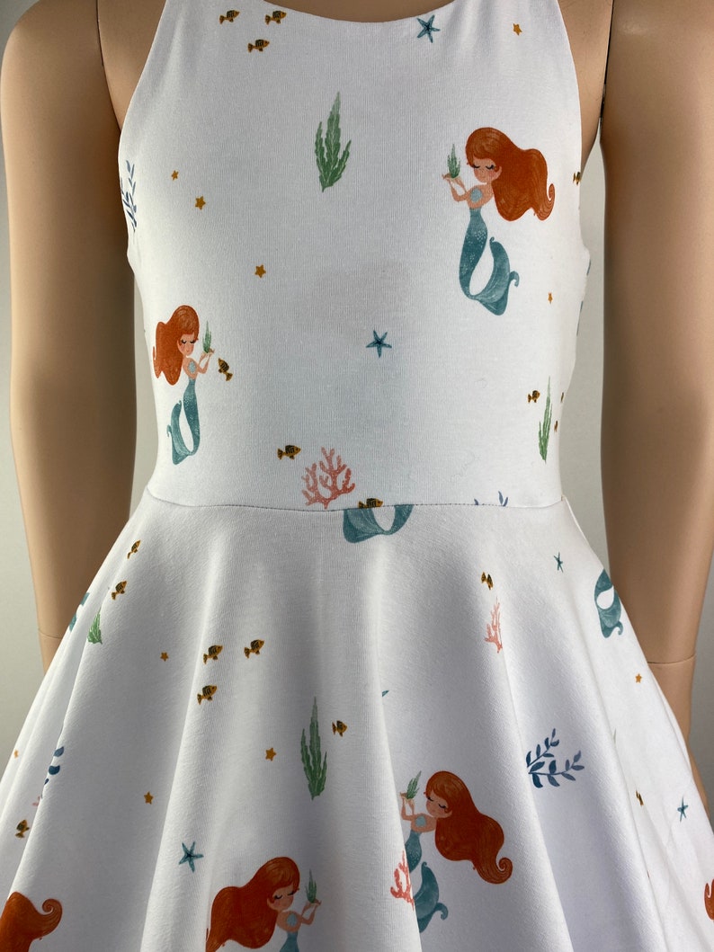 Sommerkleid Drehkleid Tellerkleid Kleid mit Tellerrock Trägerkleid Strandkleid Meerjungfrau weiß oder blau Bild 6