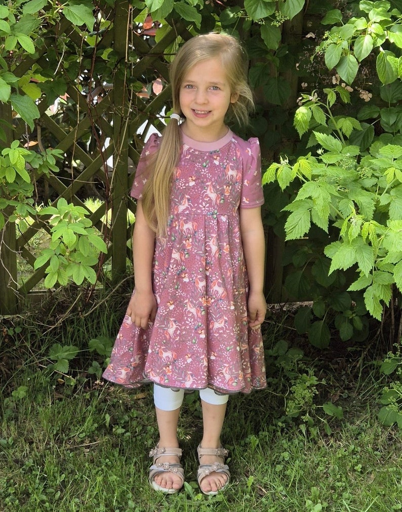 Drehkleid Sommerkleid Jerseykleid Tellerkleid Puffärmel Elfen und Einhorn rosa oder weiß Bild 8