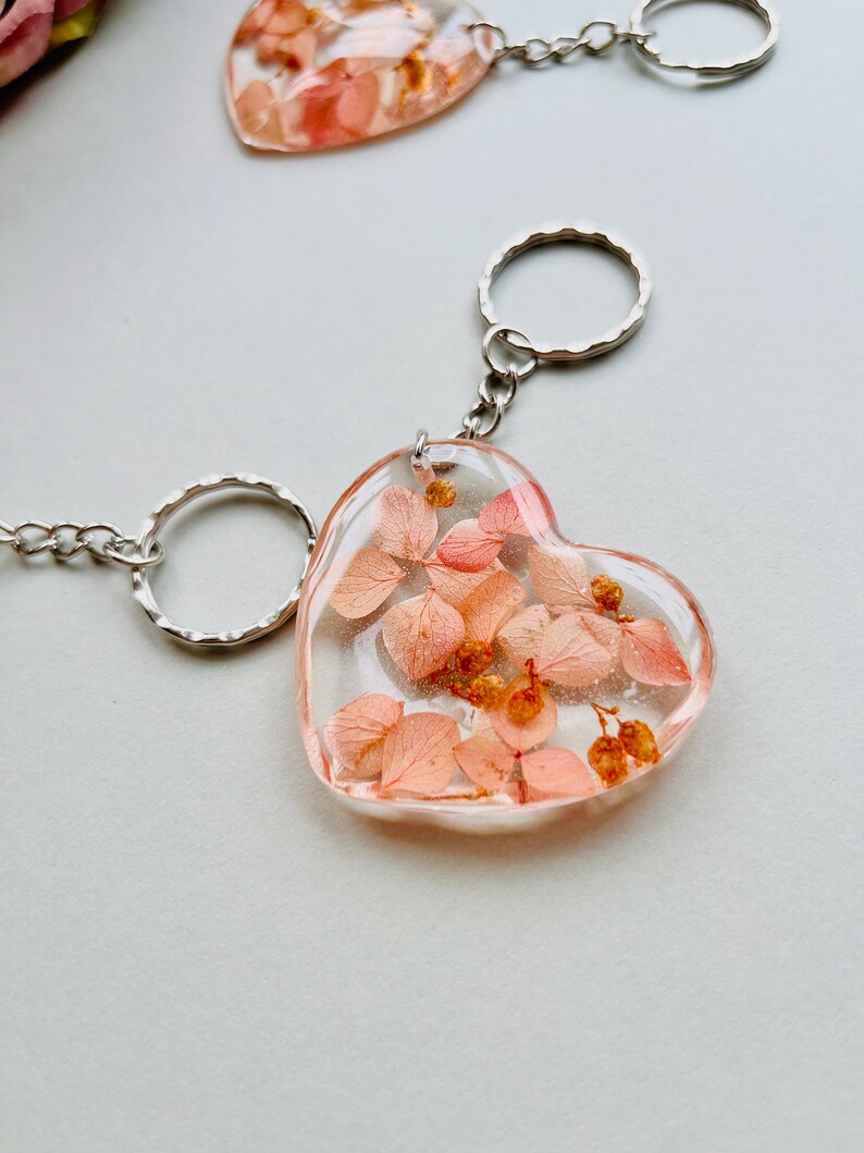 Peach Hydrangea Heart Keyring, Floral Keychain, Real Dried Flowers, Pink Butterfly Flower Gift, Thoughtful Gift, Heart Gift, Romantic Gift image 5