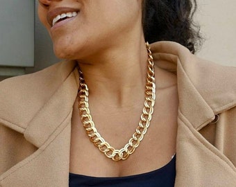 Gold chain choker, Gold chain necklace, Gold toggle necklace