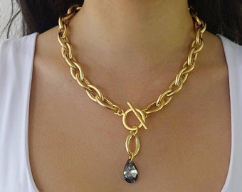 Gold chain necklace with a crystal pendant, Statement necklace, Gold toggle necklace, Thick gold chain