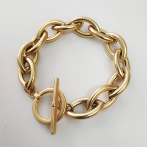 Gold chain bracelet, Statement bracelet, Toggle bracelet gold