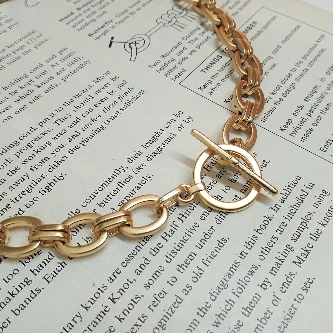 Gold Chain Necklace With Toggle Clasp, Toggle Necklace, Gold Toggle ...