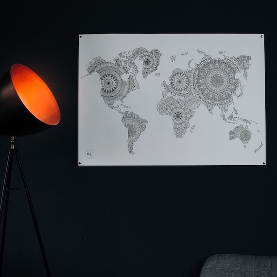 Weltkarte mit Mandalas, Wandposter, Geschenkidee, Weihnachtsgeschenk, Wanddekoration, Travelmap in weiß und schwarz, Mandala Maps
