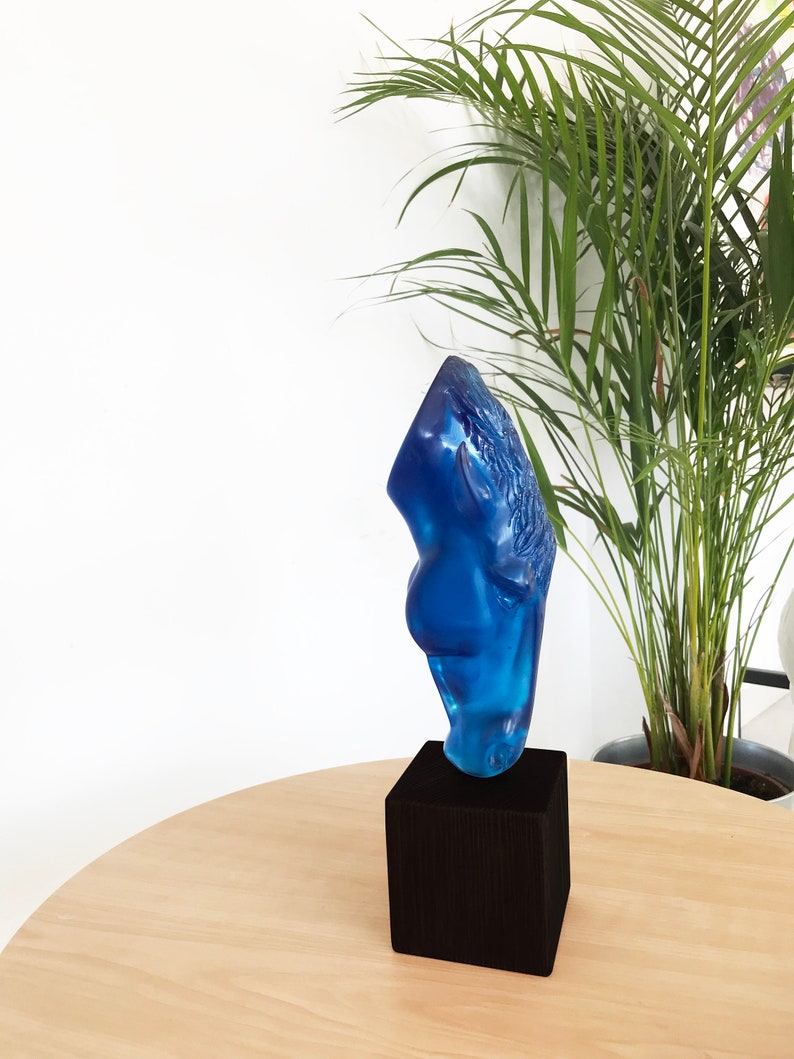 epoxy resin statue