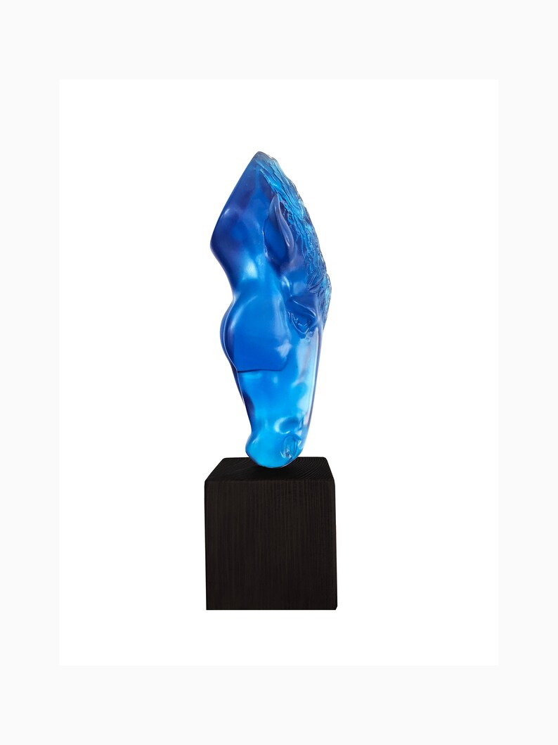 epoxy resin statue