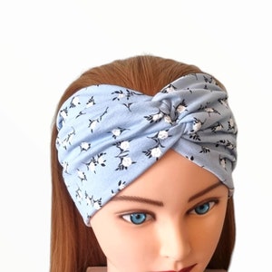 Wide Twist Baby Blue Headband, Ladies Wide Blue Floral Headband, Wide Ladies Headband, Wide Turban Headband, Knot Headband, Hippie Headband