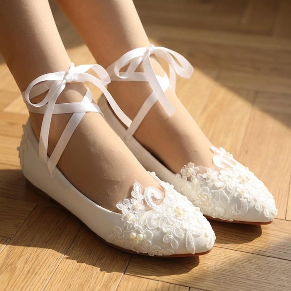 Scarpe da sposa basse con lacci, ballerine avorio con fiocco alla caviglia, scarpe da sposa comode, scarpe da sposa con perle
