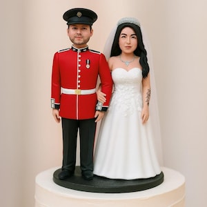Custom Wedding Cake Topper, Personalized Couple Figurine, Groom and Bride Figurine, Unique Wedding Cake Decoration Gift, Custom Bobblehead