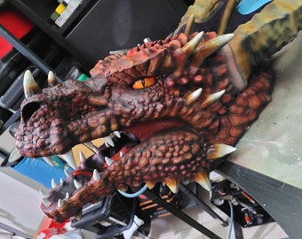 Dragon head wall mount