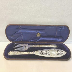 Antique Victorian Fish Serving Set in Original Presentation Box, Elegant Silver Plated Knife and Fork Ornately Decorated by Martin Hall & Co