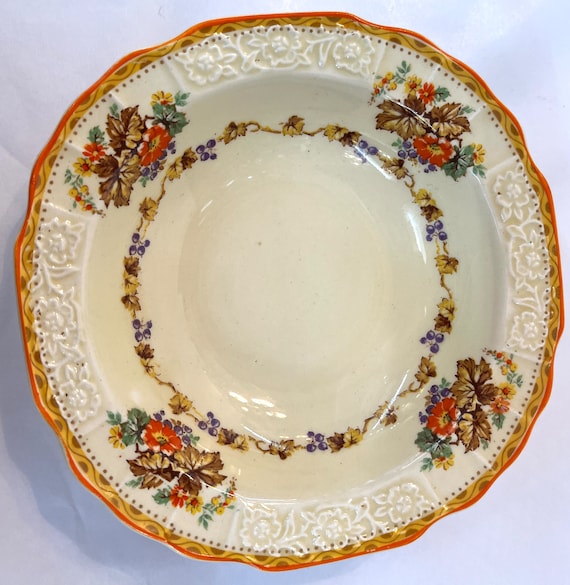 Set of 8 Vintage Myott Staffordshire of England Small Rimmed Fruit
