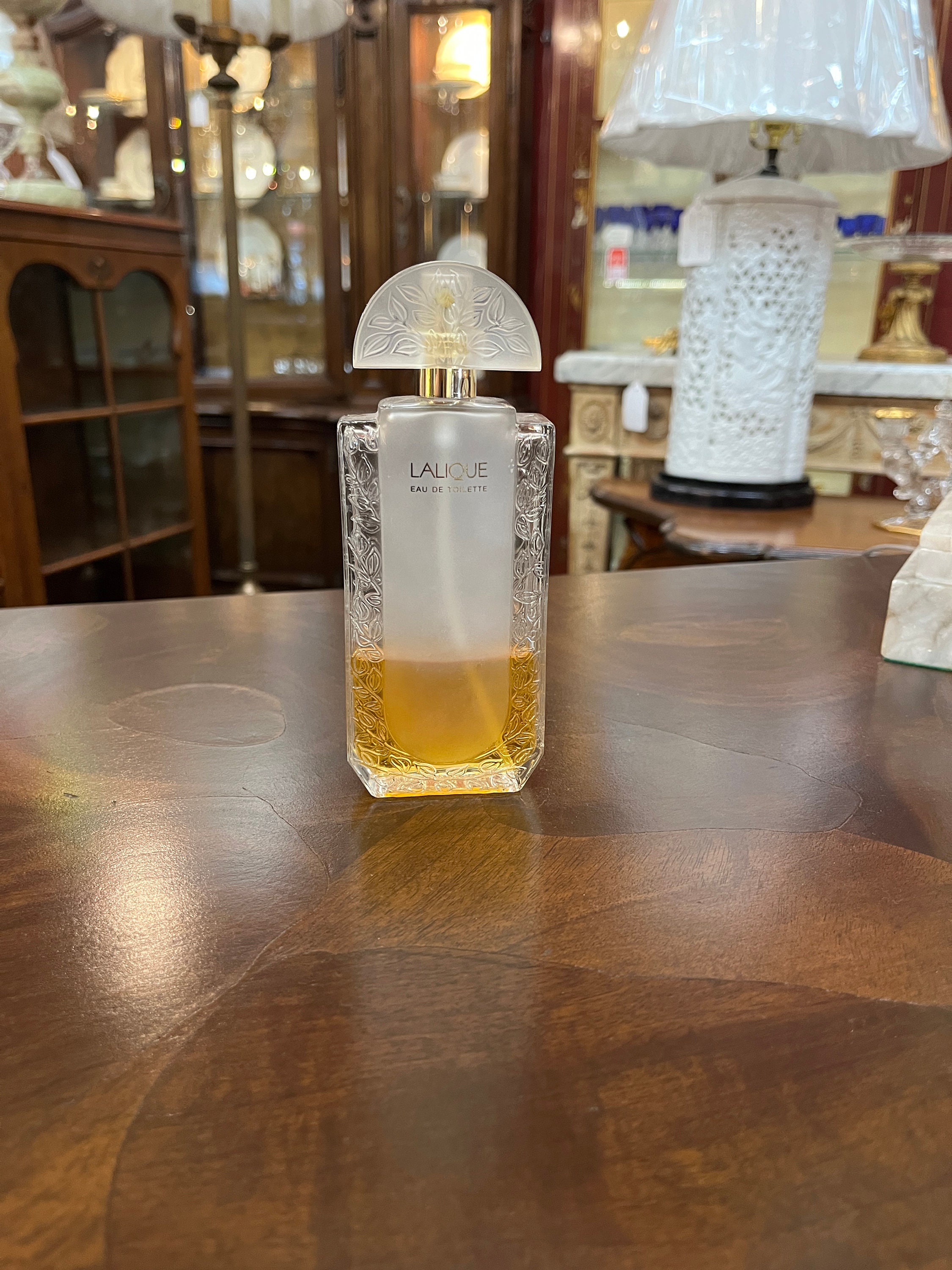 フランスのヴィンテージ ラリック クラシックな香水瓶、内側に