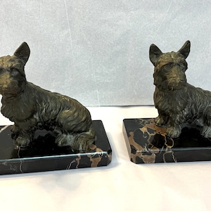 Antique Pair of Bronze Terrier Bookends Mounted on Black Marble Bases, in Wonderful Condition with Great Detail, Classic Long-Hair Terriers