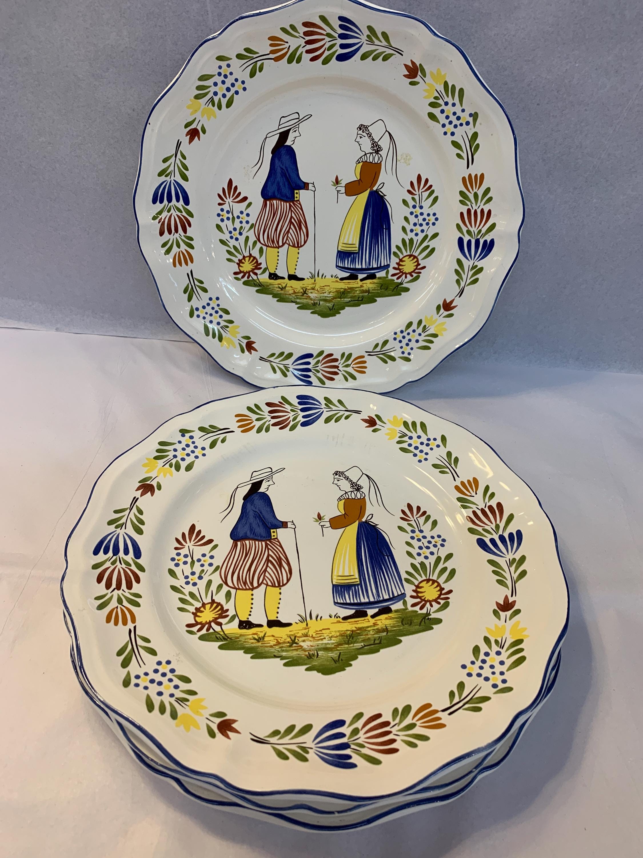 Set of 4 Vintage French Quimper Dinner Plates Made by A G