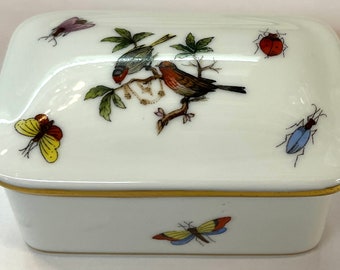 Vintage Herend of Hungary Porcelain Lidded Rectangular Trinket Box in the Popular Rothschild Bird Pattern with Applied Gold Trim