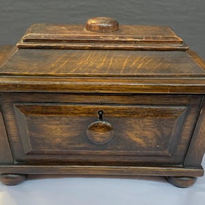 Collectable Antique Hand Made English Oak Tea Caddy with Original Interior Lids, Circa late 1800&#39;s, Wonderful Condition