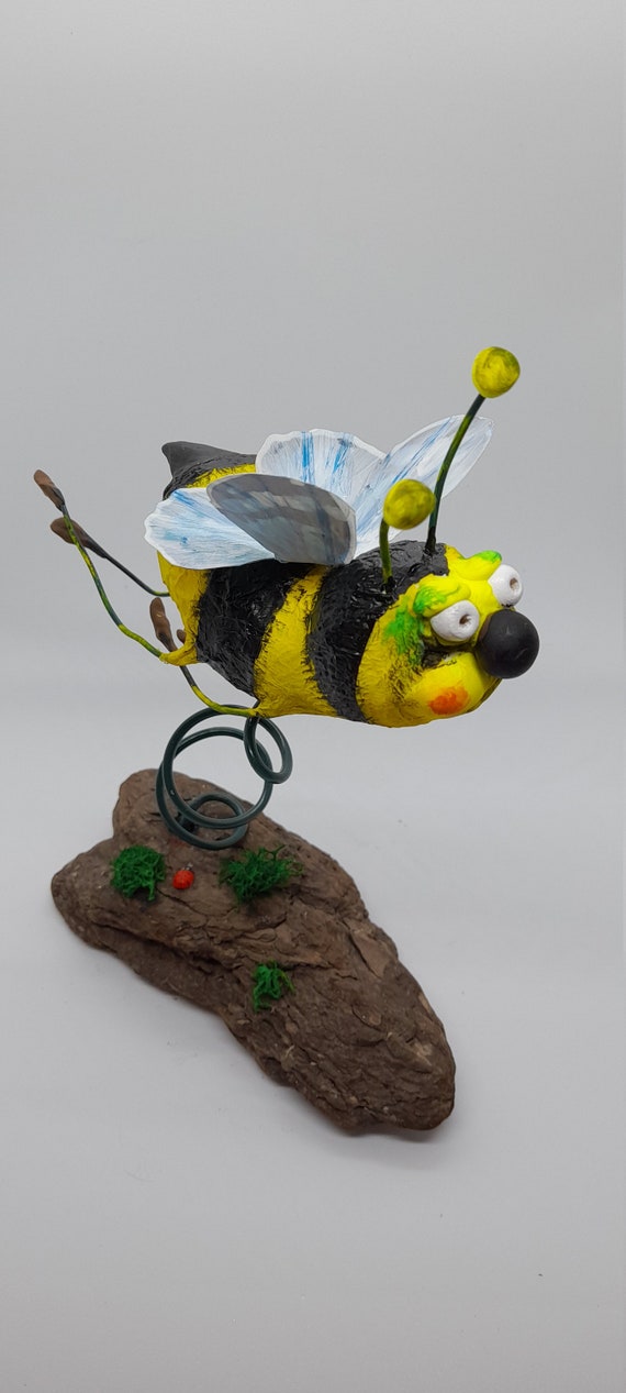 Pappmache Figur Biene Paper mache Figur Biene Paperclay Etsy