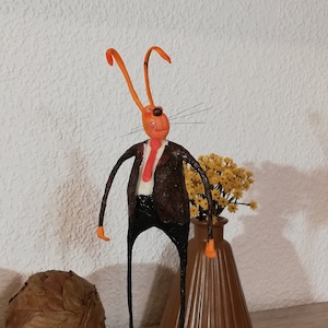 Pappmache Figur Hase im Anzug, Papier mache Figur Hasen-Boss - Etsy.de