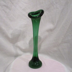 Vase, Vintage Aseda Glasbruk Green class Bone vase