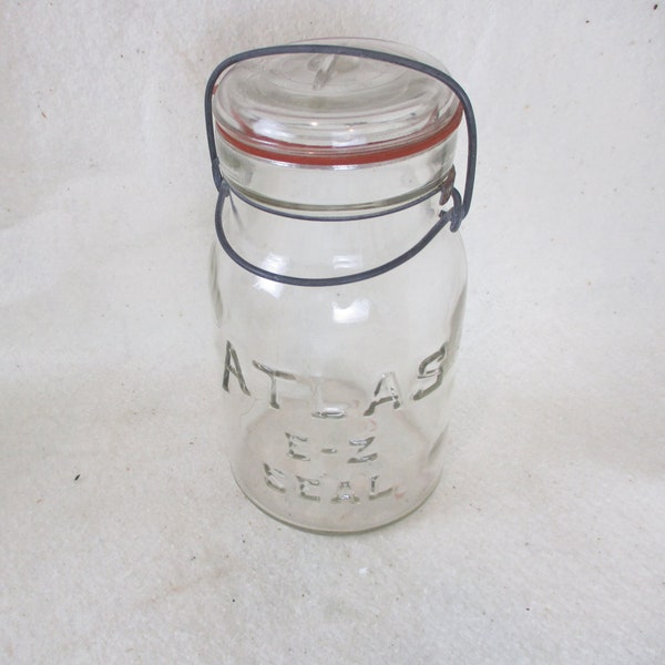 Vintage ATLAS E-Z Seal  quart jar Antique.  1920’s, Glass Jar with lid,  Collectible glass, Kitchen ware