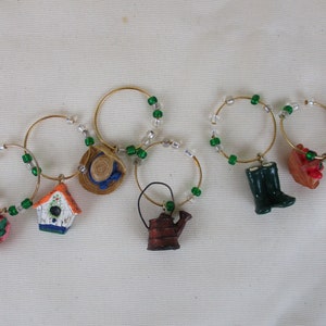 Wine charms, wine lovers, barware, kitchenware, stemware accessories, garden theme