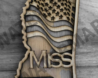 Może przedstawiać: Drewniany wycinany kształt stanu Mississippi z wzorem amerykańskiej flagi i słowem "MISS" w dolnej części.