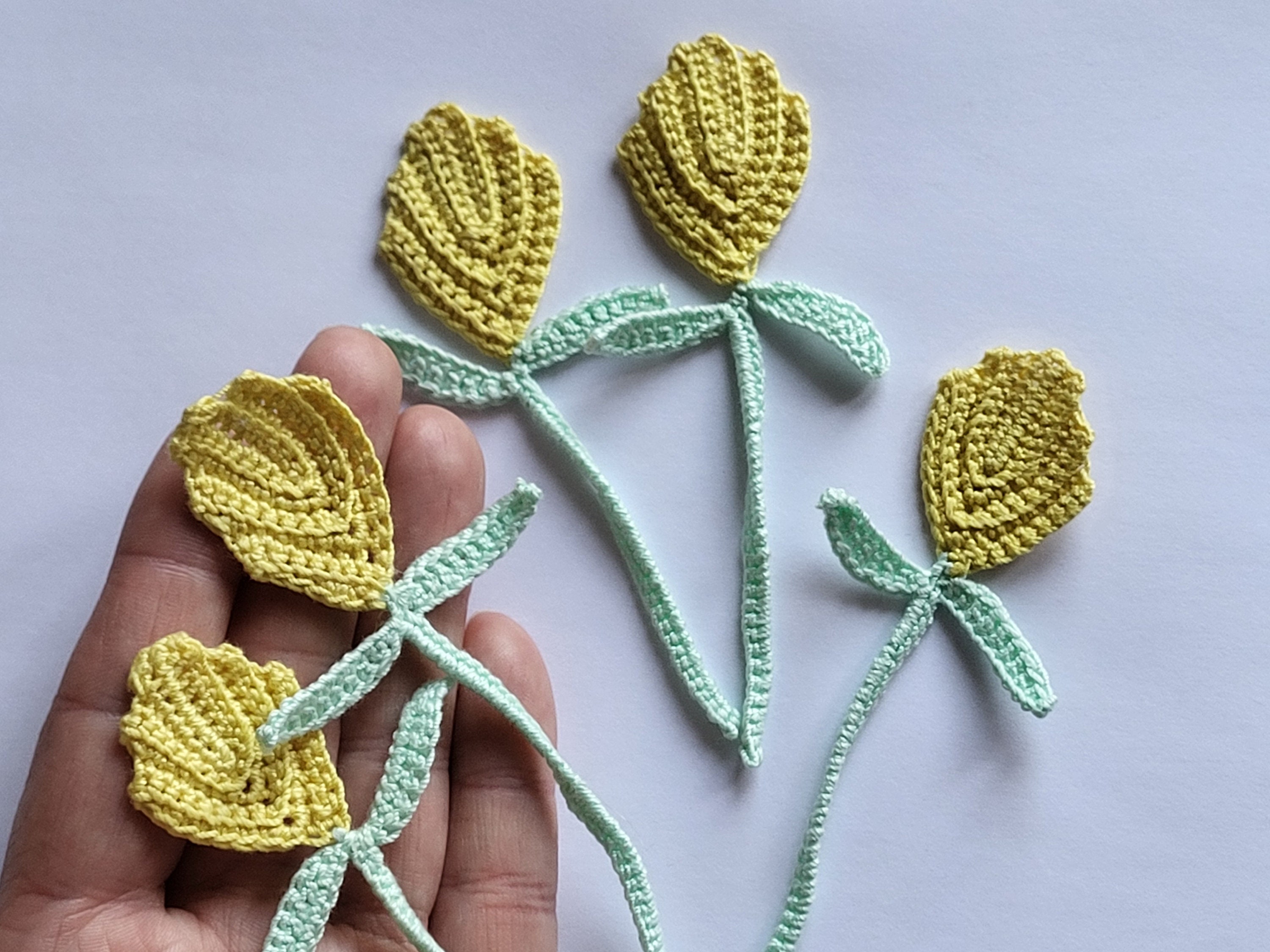 かぎ針編みの花のパターン：簡単な黄色の花のモチーフ（PDFパターン