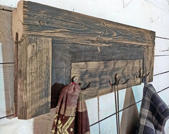 Porte-manteau rustique en bois de récupération, Crochets muraux en bois massif en fonte, Porte-manteau en bois avec cadre, Porte-manteau mural à volets