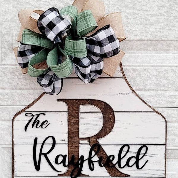 Cow tag door hanger. Farmhouse shiplap name door hanger, cow tag, country decor, personalized gift, year round wreath