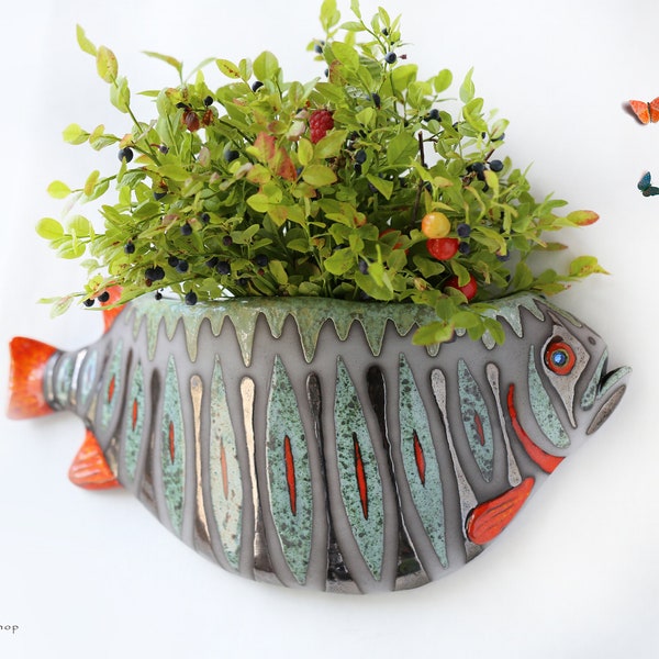 Ceramic wall vase for flowers, Fish wall decoration, Handmade unique wall mountable plant vase, Home decor, MADE TO ORDER