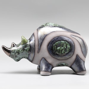 Ceramic sculpture Rhinoceros, small animal  rhino statuette, handmade Art, rhino figurine, table decoration, MADE TO ORDER.