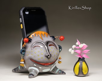 Handmade Ceramic Phone Stand: Modern Desk Decor - MADE TO ORDER!