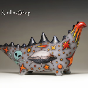 Einzigartige Keramik Skulptur, Dinosaurier Skulptur, Innendekoration, Handgemachte Drache, Ufo, Fantasy Skulptur, Tonkunst, MADE TO ORDER