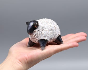 陶器の羊 - 家庭や庭に飾る手作りの装飾陶器の置物 - Etsy 日本