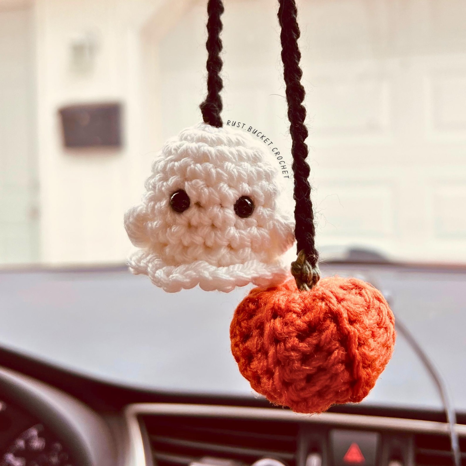 Crochet Mini Ghost Pumpkin Car Hanger Pattern, Halloween Mirror ...