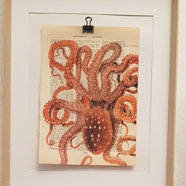 Kunstdruck von einem Oktopus, auf  Antiker Buchseite, Krake, Kraken, Meer, Ozean, Strand, Wellen,