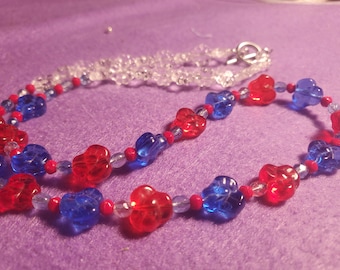 Collar de cuentas de colores navideños. 50 cm de largo. Envío nacional gratuito.