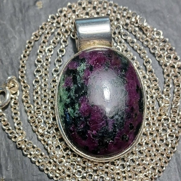 Vintage Silver 925 Ruby in Zoisite Oval Pendant Solid Silver fixed bale long Silver 925 Chain. Ruby in Zoistite said to help grief, despair