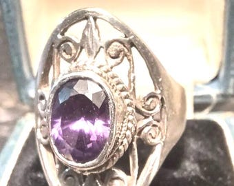 Vintage Amethyst Sterling Silver 925 Ornate Shield Ring (UK Size M)