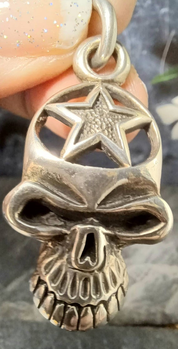 Vintage Hallmarked Silver Star Skull Pendant,  ra… - image 3