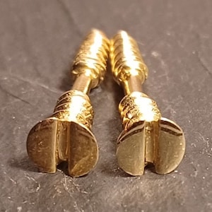 1 paar vintage handgemaakte geelgouden gemarkeerde 9 kt gouden schroeven, 1,6 mm staafdikte - schroefbevestiging