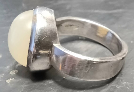 Vintage Hallmarked Solid Silver, Moonstone Ring. … - image 4