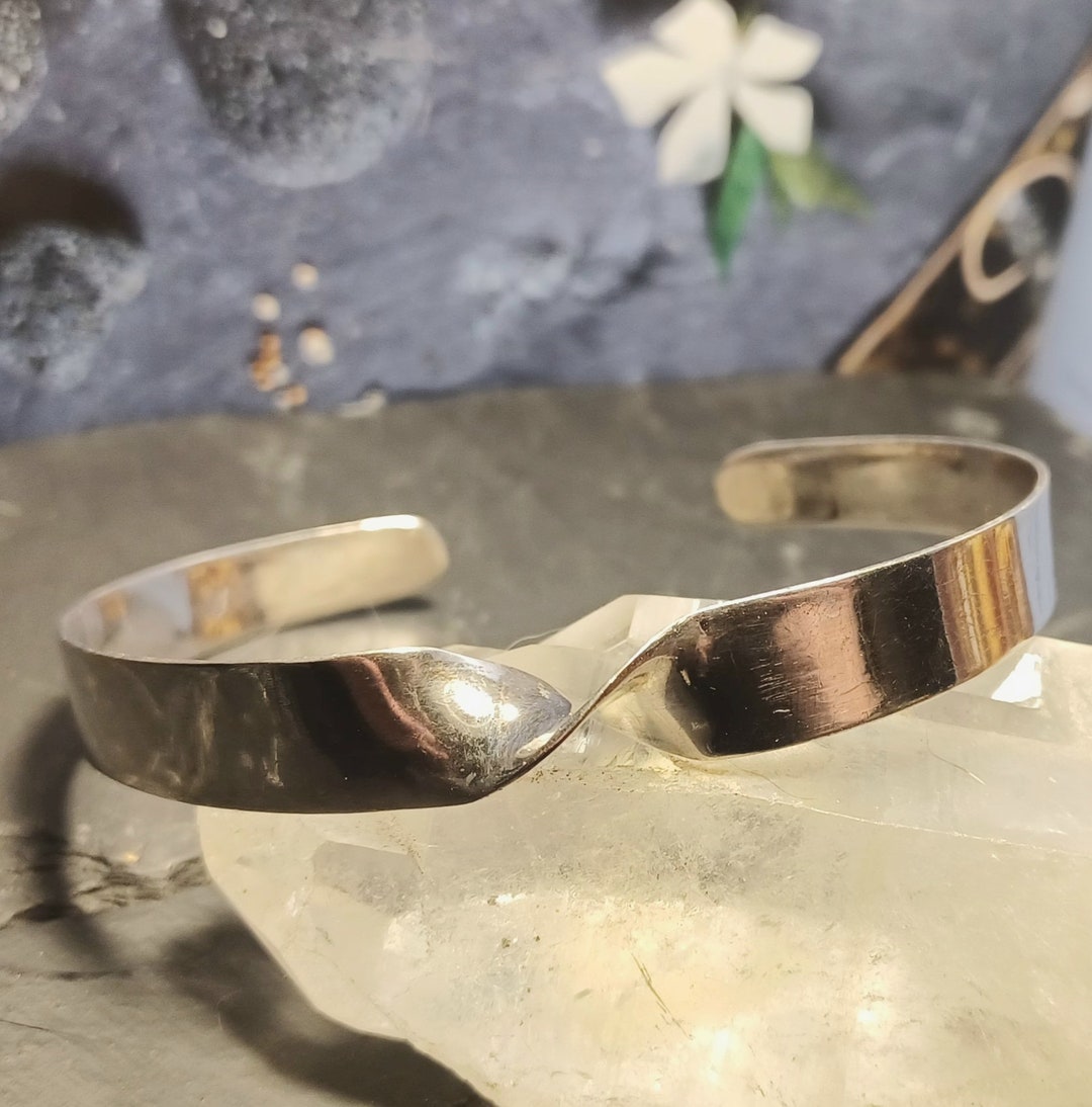 アクセサリー Vintage Silver Twist Bar Bangle 925 Vintage Silver Twist Bar Bangle 925 【公式通販】